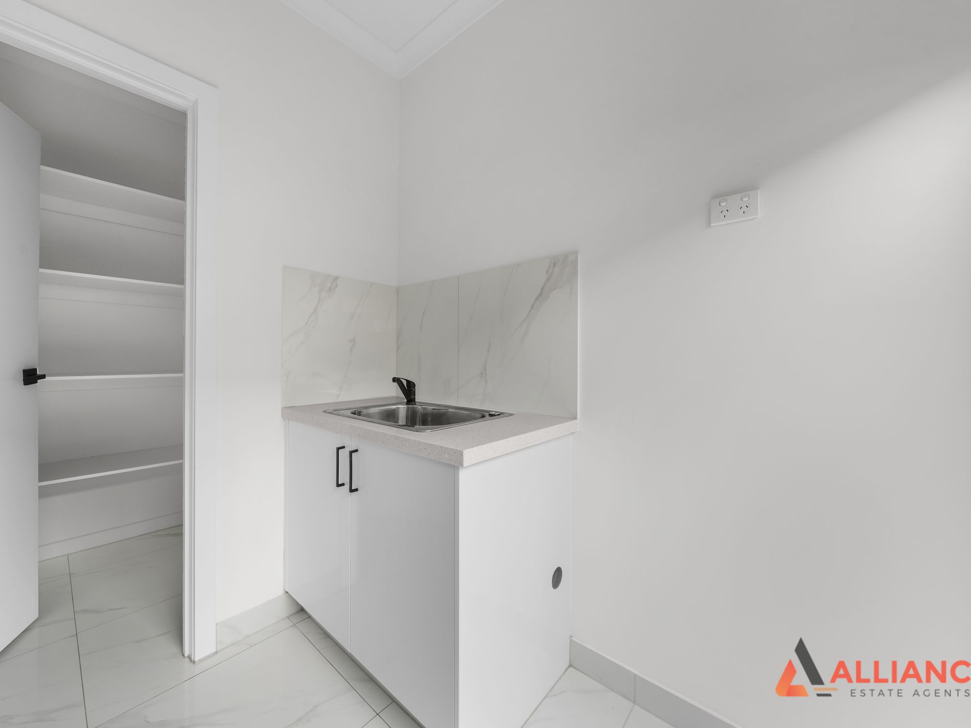48 Railway Parade, Kalkallo