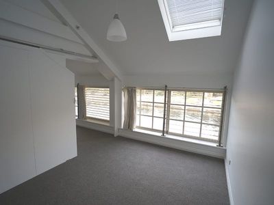 551 / 6 Cowper Wharf Road, Woolloomooloo