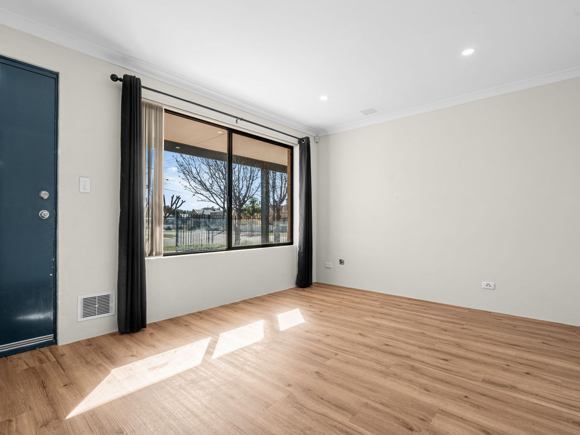 94 Sayer Street, Midland