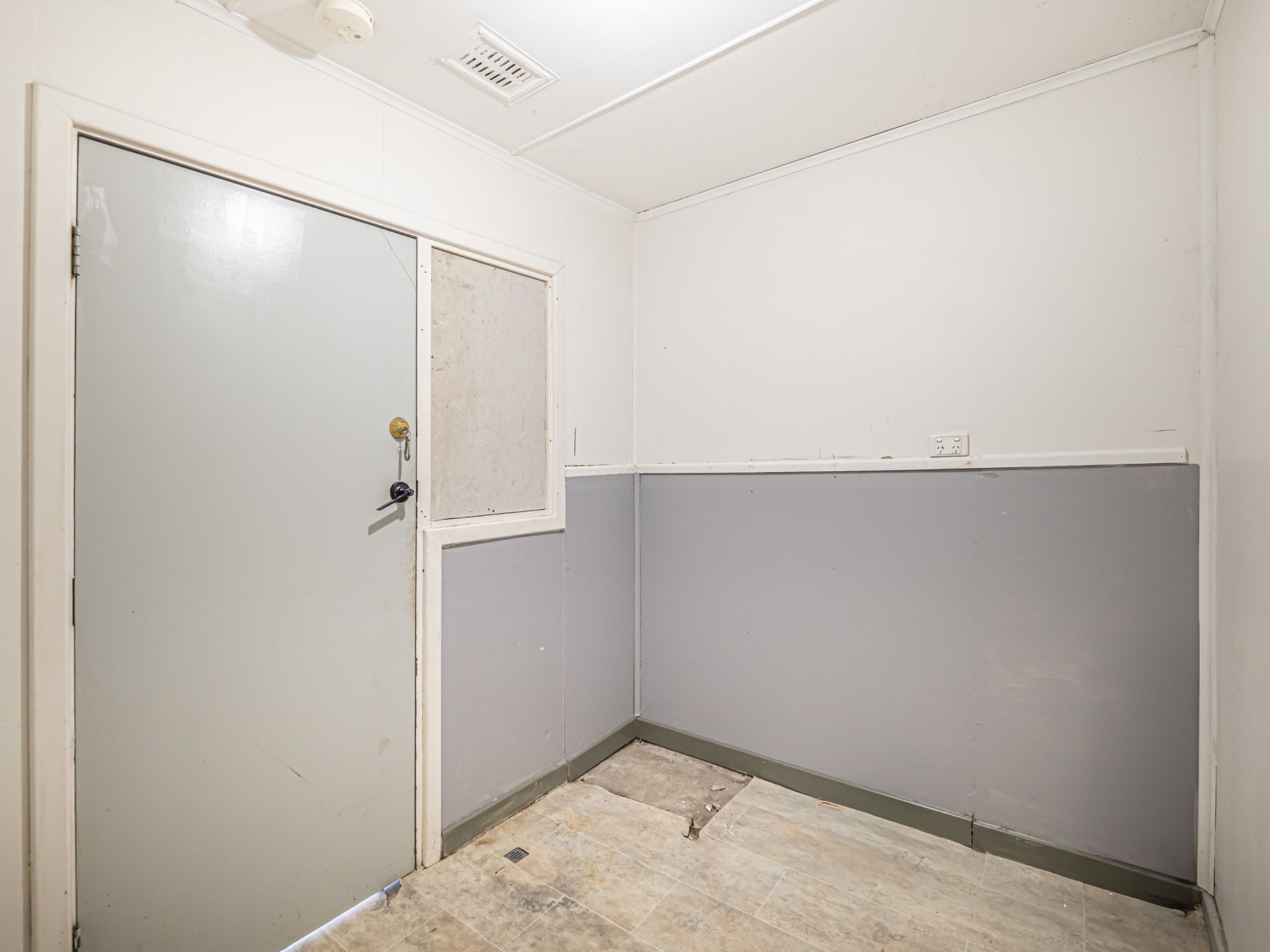 24 Grasmere Way, Kelmscott