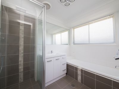 3 Merion Way, Dubbo