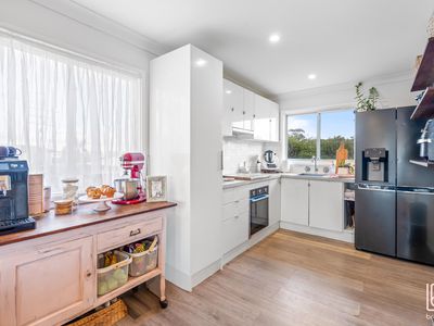 8 Georgina Avenue, Gorokan