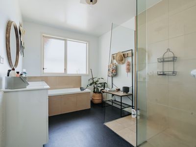 B / 75 Ajax Street, Milton