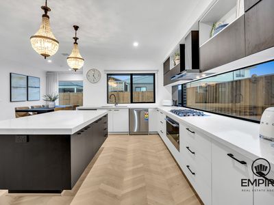 45 Stonefox Circuit, Clyde North