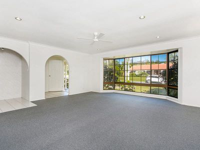 28 Narooma Drive, Ocean Shores