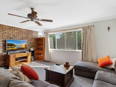 1 Belinda Crescent, Springwood