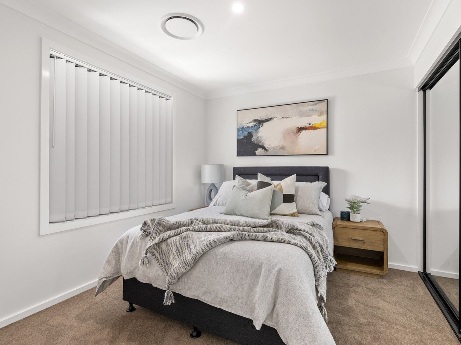 2 / 2 Olympic Street, Forbes