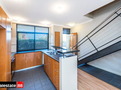 4 / 4-6 Kadina Street, North Perth