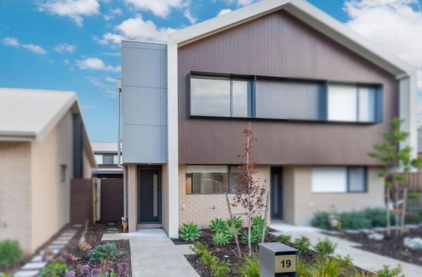 19 Water Fern Grove, Greenvale