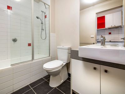 25 / 16-18 Poplar Street, Box Hill