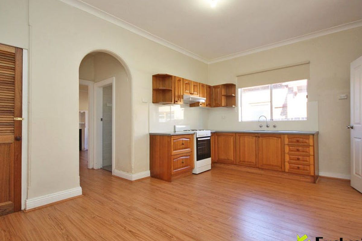 10 Wetherill Street, Croydon