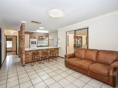 69 Agincourt Drive, Willetton
