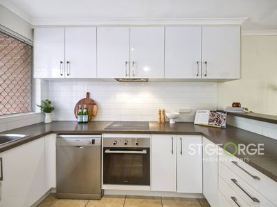 6 / 1 Ramu Close, Sylvania Waters