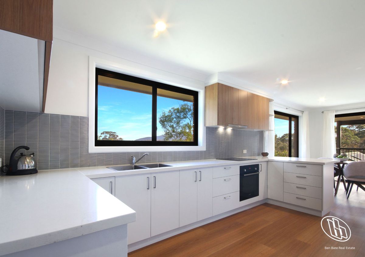 11 Old Highway, Narooma