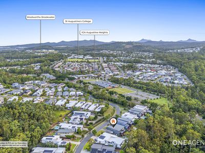 62 Crest Ridge Parade, Brookwater