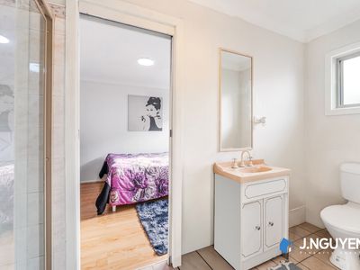 8 & 8a Karoon Avenue, Canley Heights