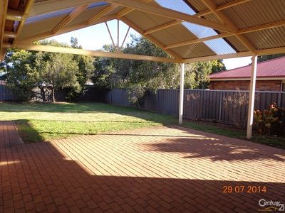 8 Twickenham Drive, Dubbo