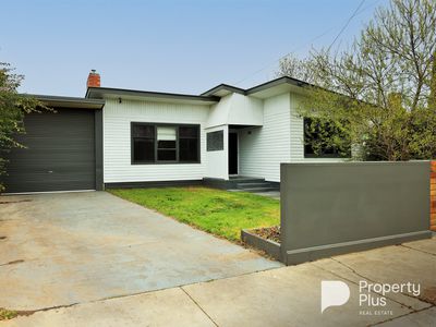 17 Alamein Court, Golden Square