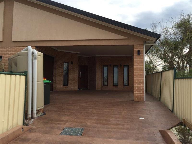 111A Hill Road, Lurnea