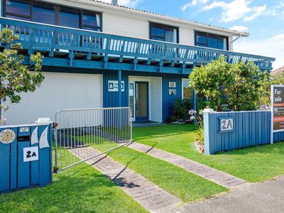 2 A Marine Parade, Otaki Beach