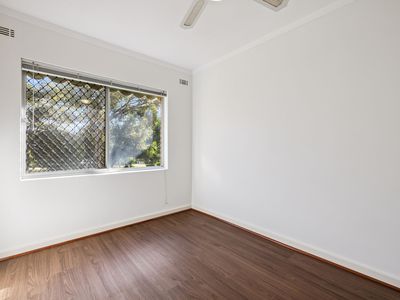 3 / 4 Villiers Street, Yokine