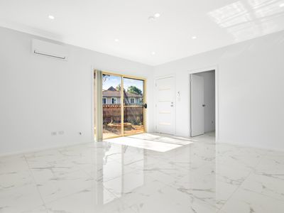 8 & 8A Guerin Street, Doonside