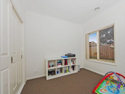 2/5 Berndardt Avenue, Hoppers Crossing