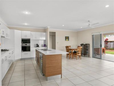 8 Perserverance Street, Redlynch