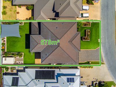 7 Turtles Bend, Secret Harbour