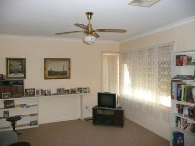 9 Brougham Street, Moulamein