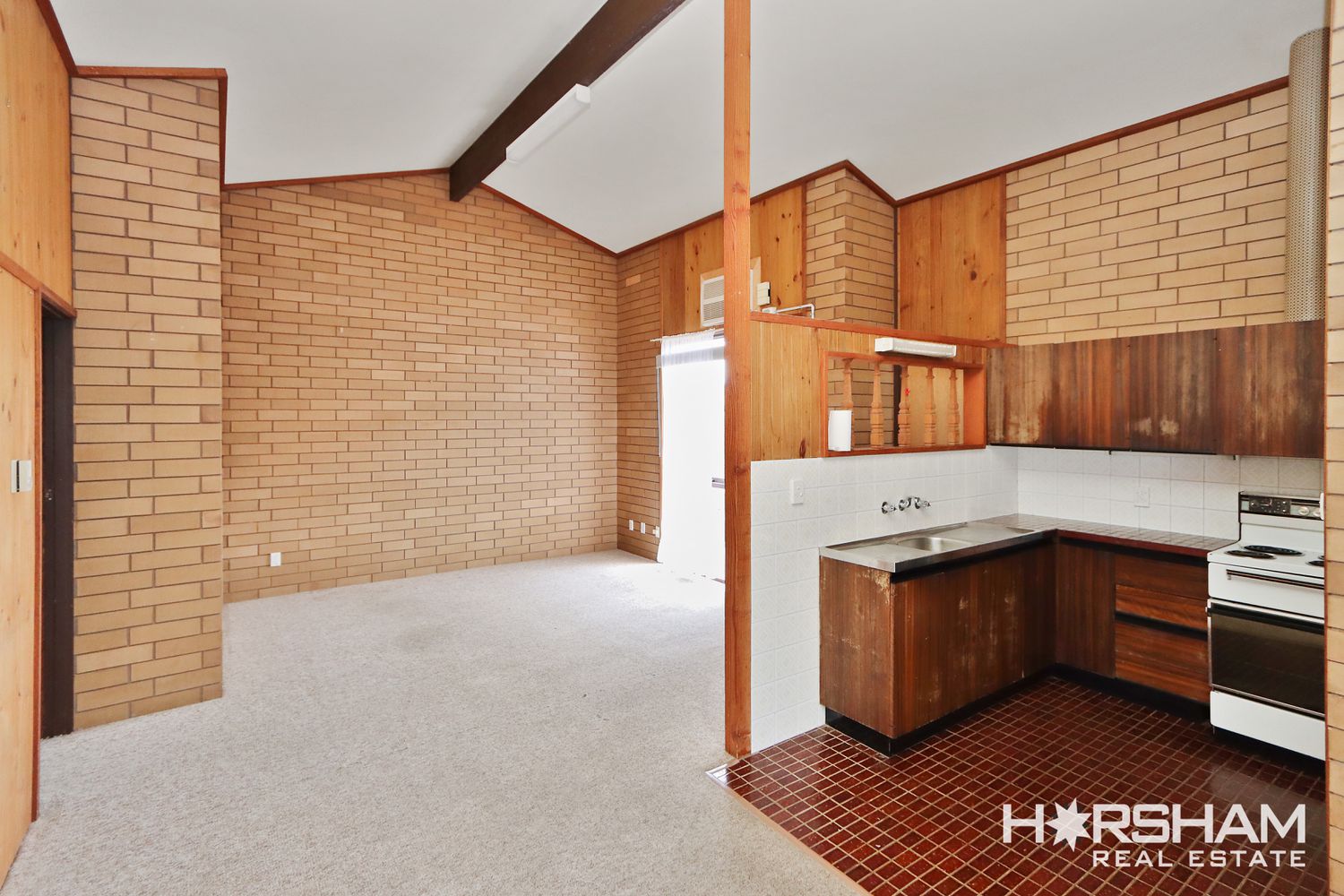 16 / 15 Begg Street, Horsham