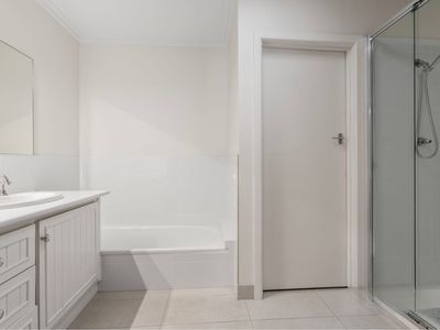 18 Ivy Street, Newcomb