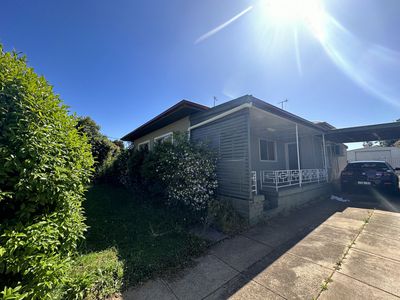 102 Jubilee Street, Dubbo