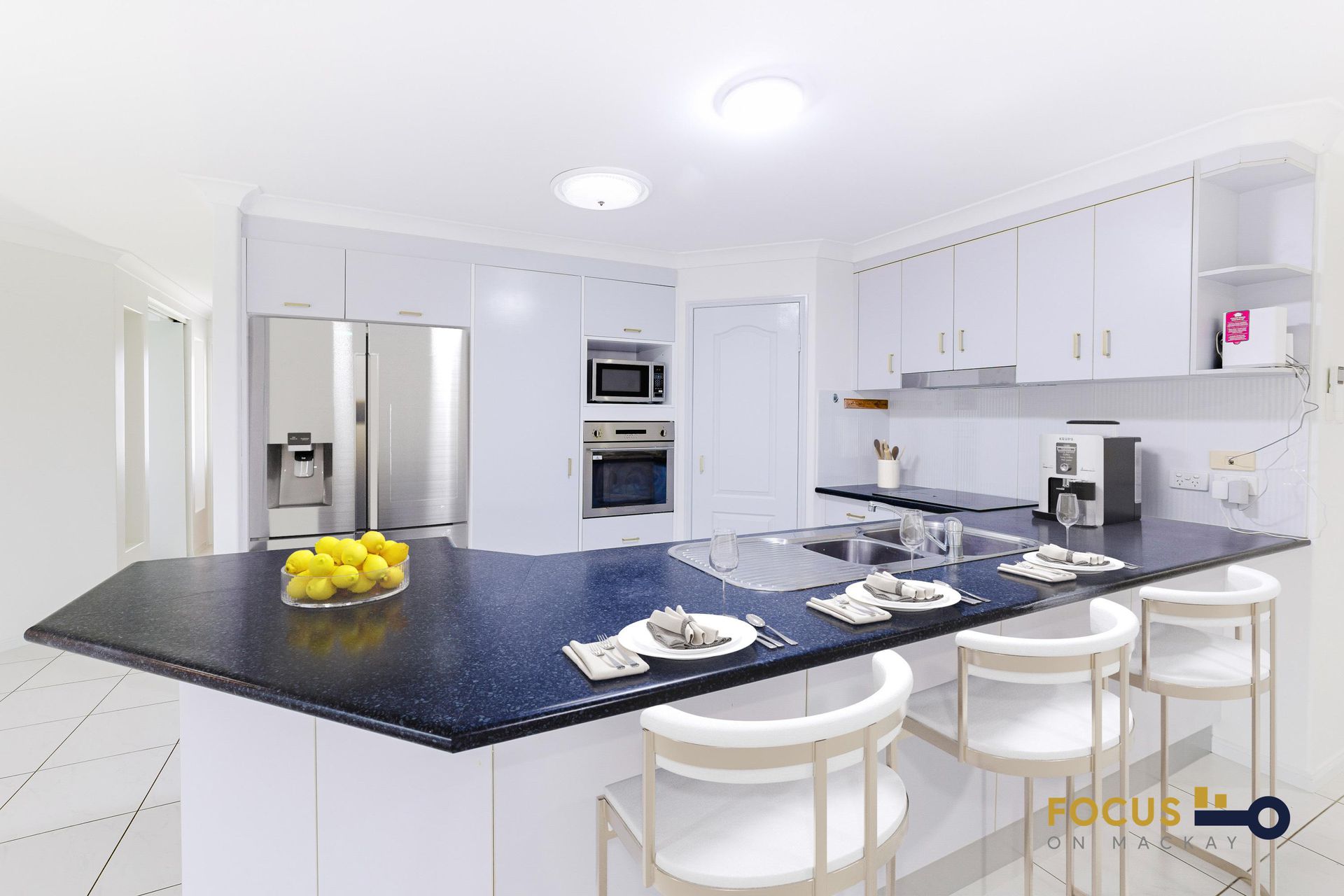 75 Gingham Street, Glenella