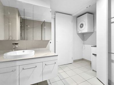 2012 / 16 Hamilton Place, Bowen Hills