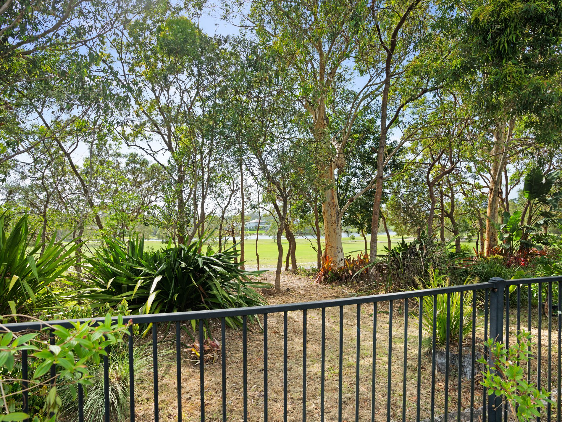 28 Selkirk Way, Peregian Springs