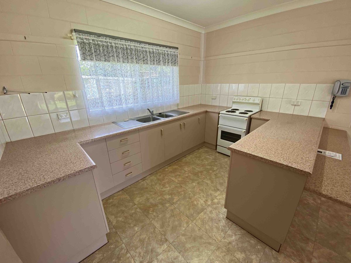 2 / 42 Weaver Street, Atherton