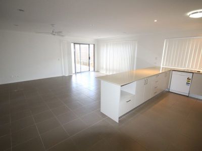 2 Dawes Crescent, Urraween