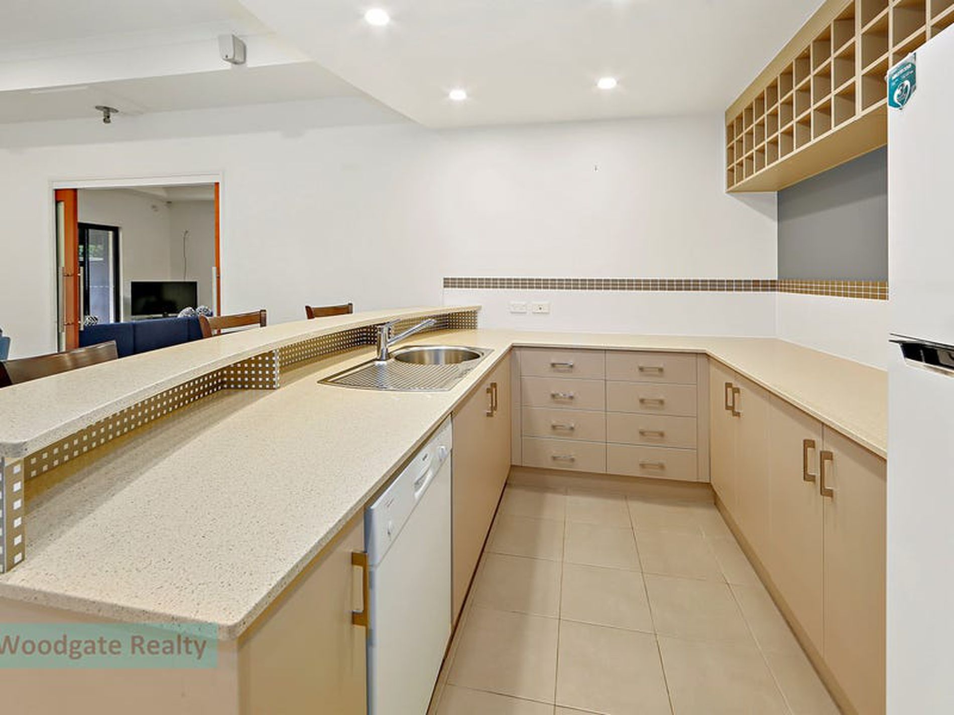 31 Esplanade, Woodgate