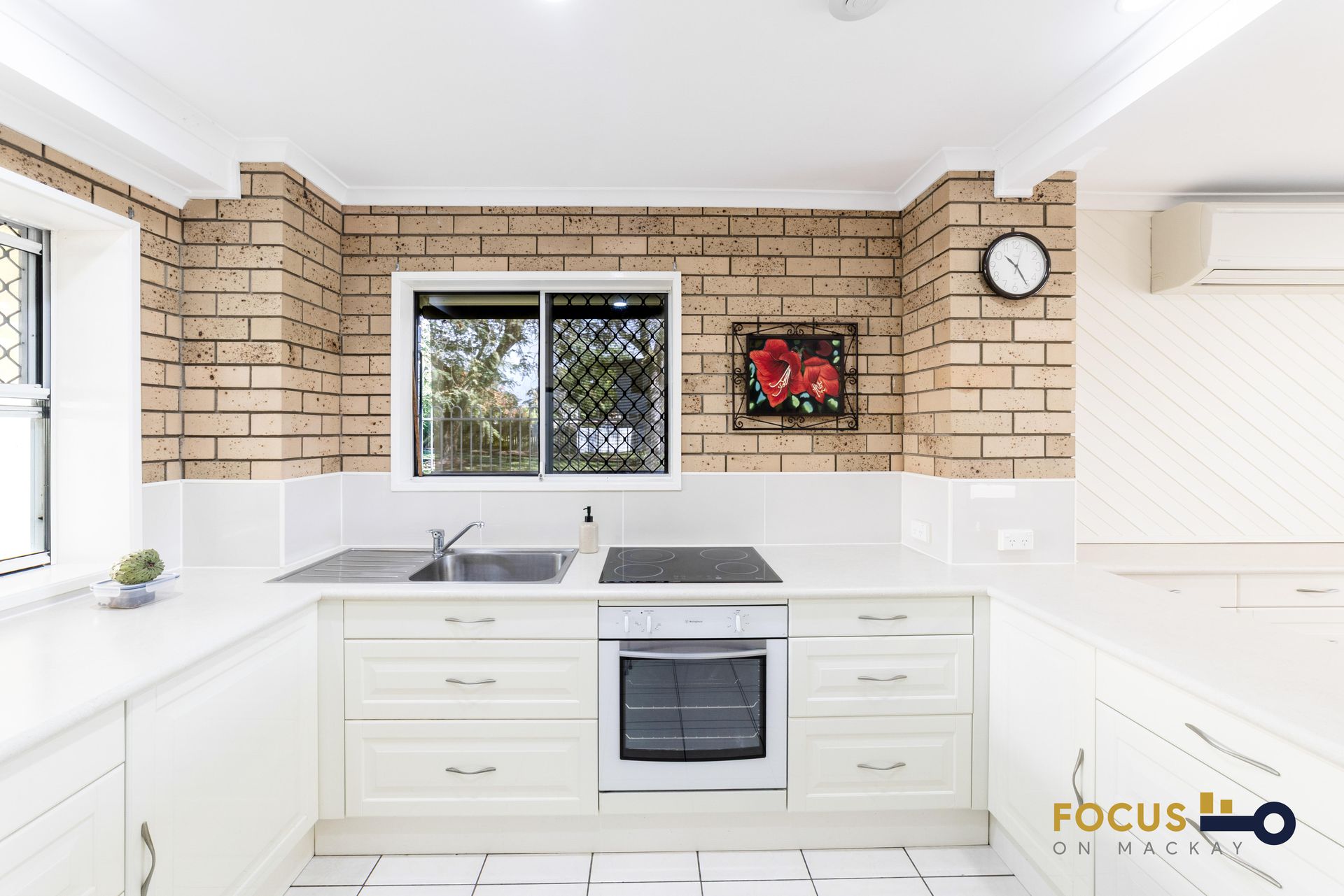 16 Graham Court, Mount Pleasant