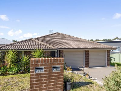 34 & 34A Gemini Way, Narrawallee