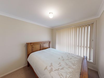 59 Meadowbank Drive, Dubbo
