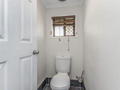 8 Sweetgum St, Hillcrest