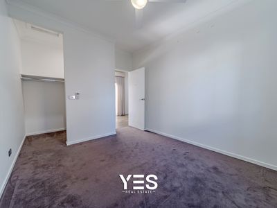 8 Godfrey Avenue, Cranbourne East