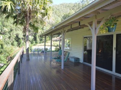 128 Chinaman Creek Road, Cambroon