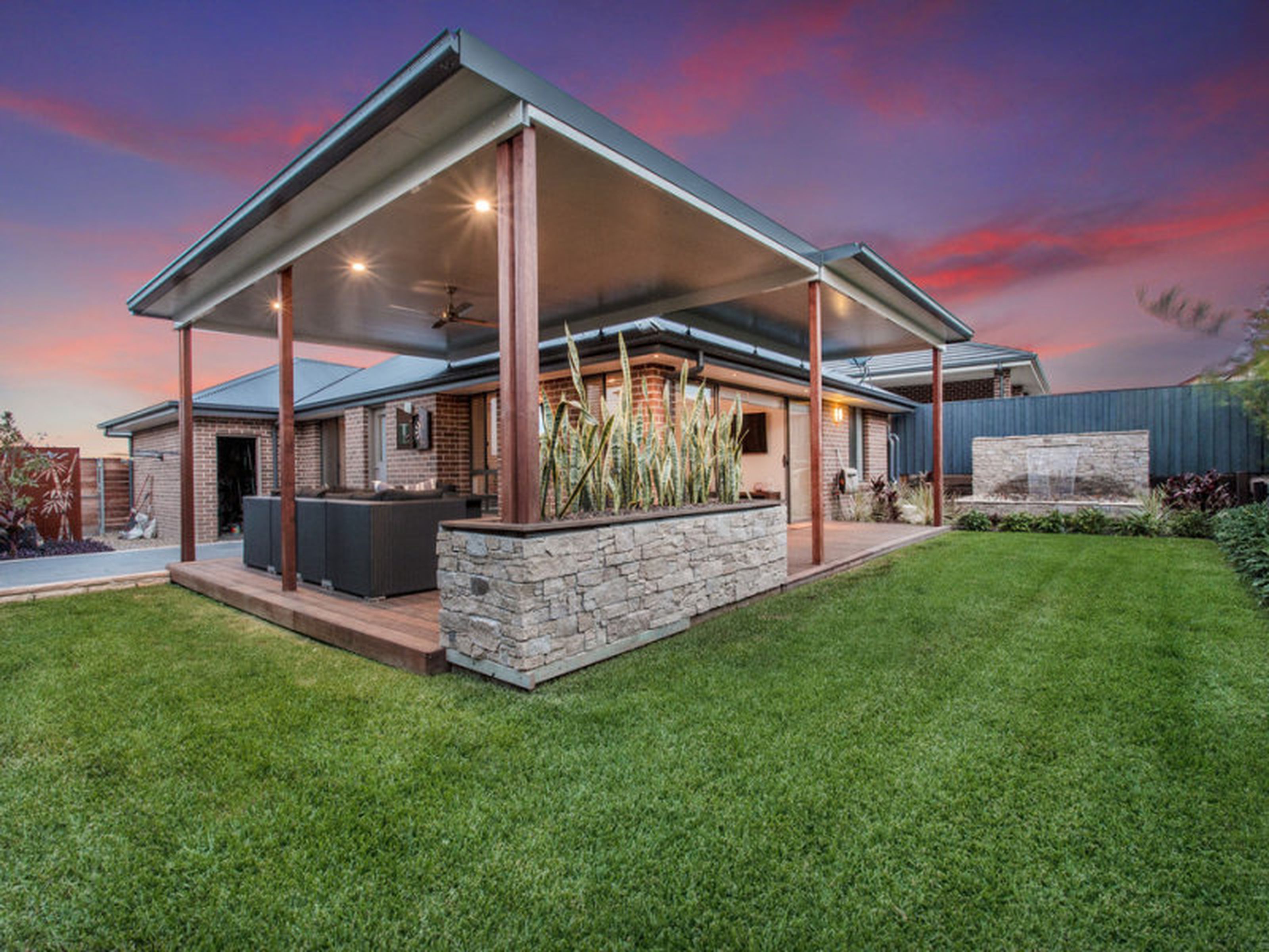57 Darug Avenue, GLENMORE PARK