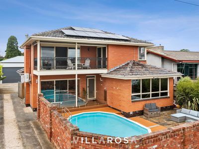 9 Glengarwyn Road, Leopold