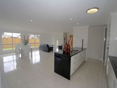 5 Wollemi Close, Woodgate