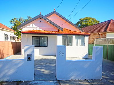 37 Taylor Street, Lakemba