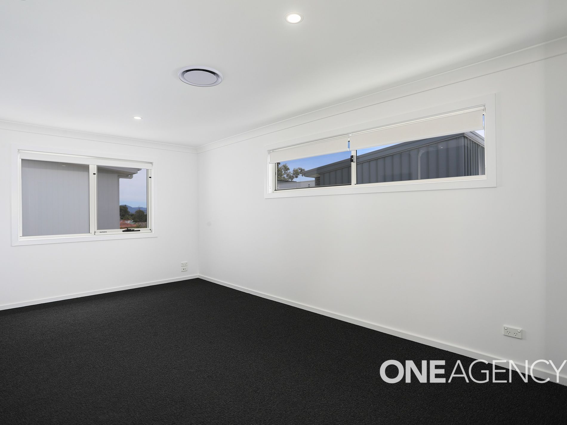 2 / 28 Fisher St, Oak Flats